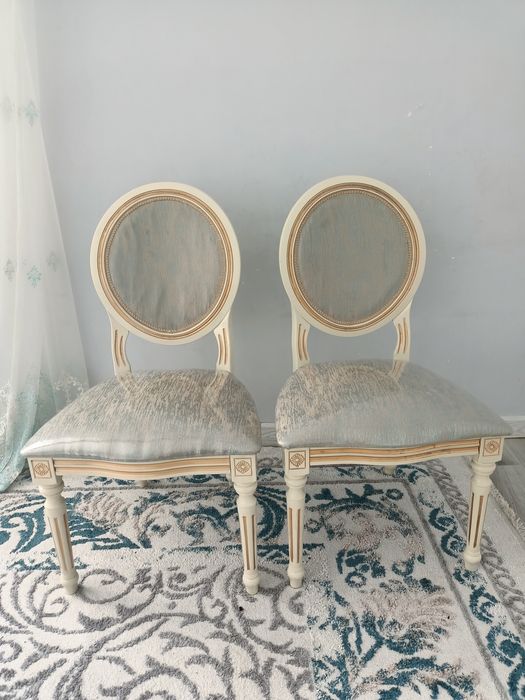 Мебель стулья новые