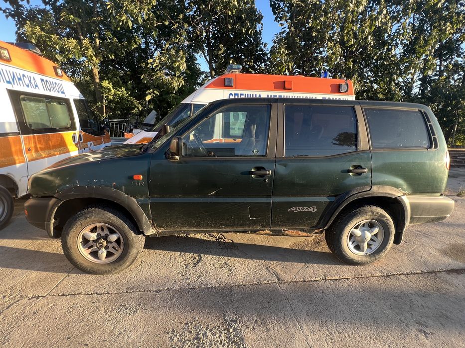 Nissan Terrano 2.4 бензин НА ЧАСТИ
