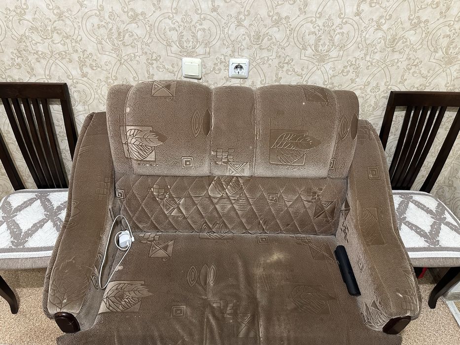 Продам небольшой диван