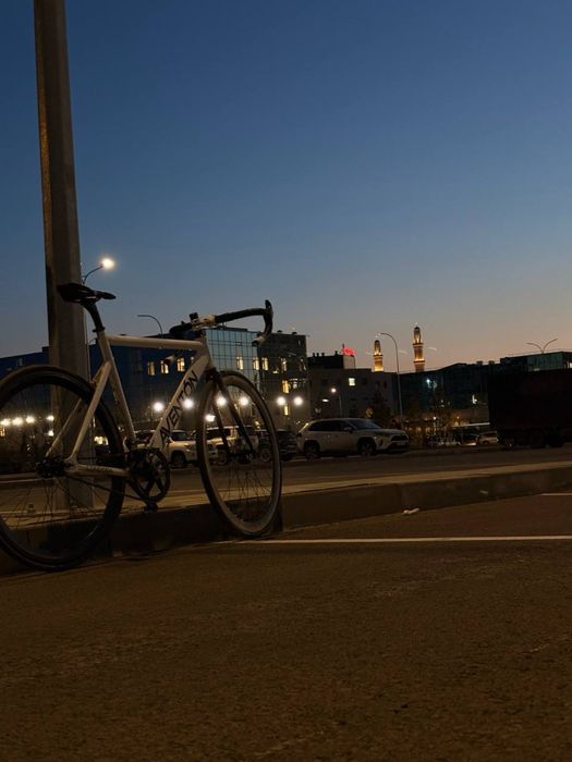 Продам aventon cordoba фикс/fix