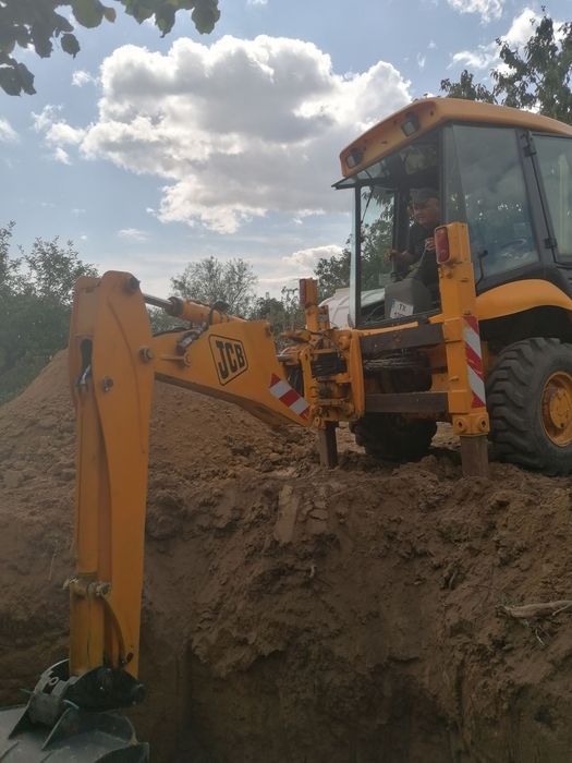 Услуги с комбиниран и мини багер, услуги със самосвал с кран гр. Варна