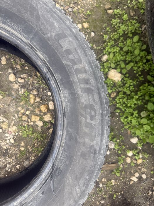 2 броя зимни гуми Laufen 235/65 R17 Dot 2718 ном 211