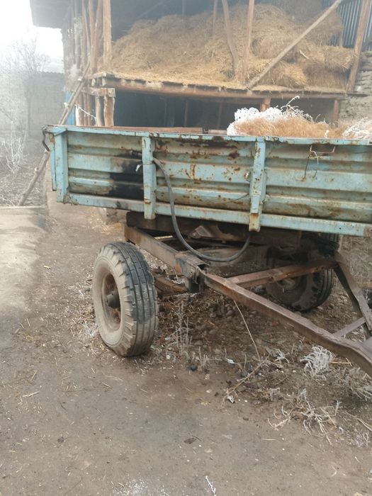 Трактор сотилади