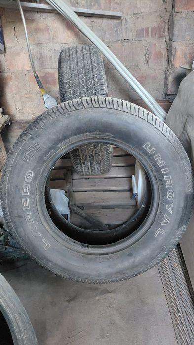 Продам шины 225/70 R16