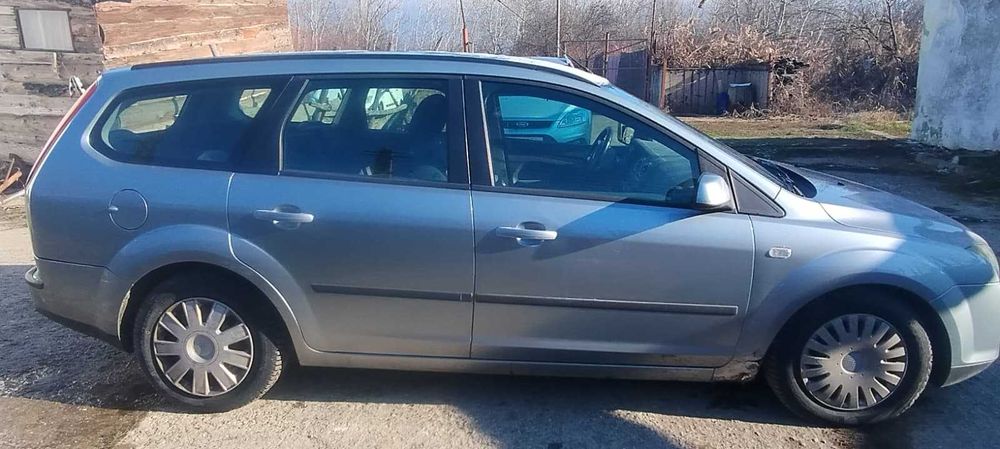 vand ford focus 2 2005