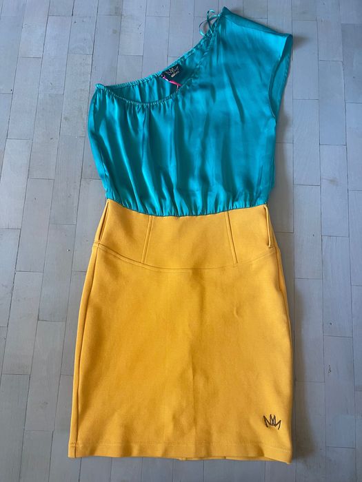 Чисто нова рокля