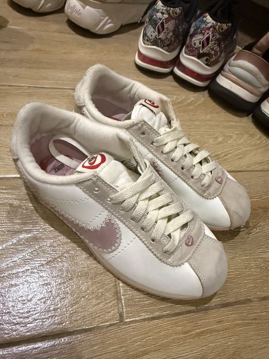 Nike Cortez в специальном издании "Valentine's Day