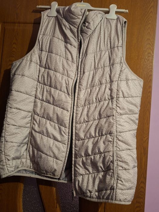 Vând Vestă Dama Mărimea XL