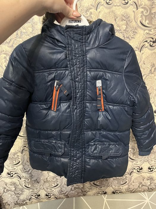 Продам куртку весеннии