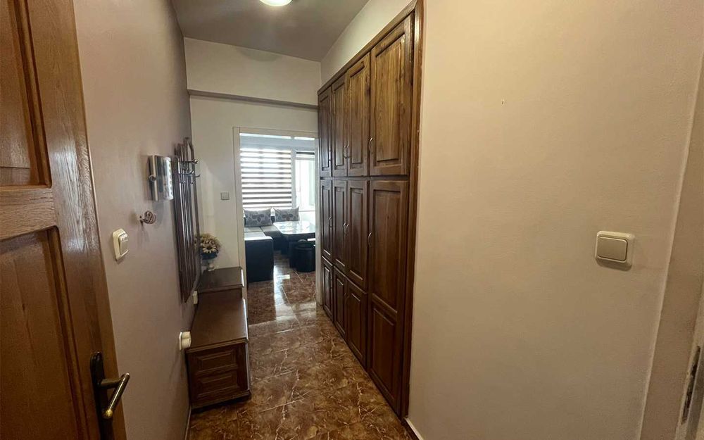 Продава се Двустаен апартамент в Търговище, Център - 56 кв.м за 1503 €/кв.м - Снимка #4