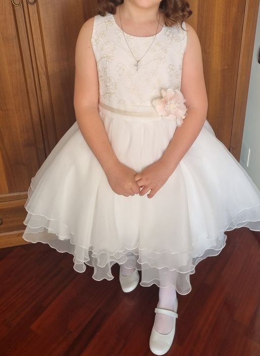 Нарядное платье для девочки