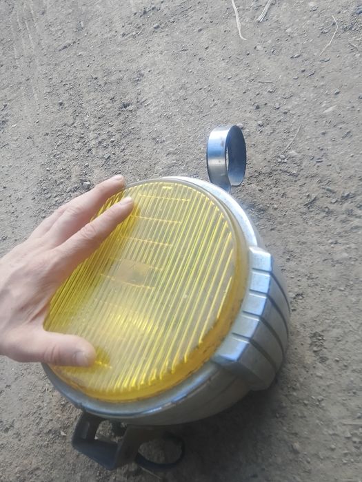 Срочно продам противотуманки