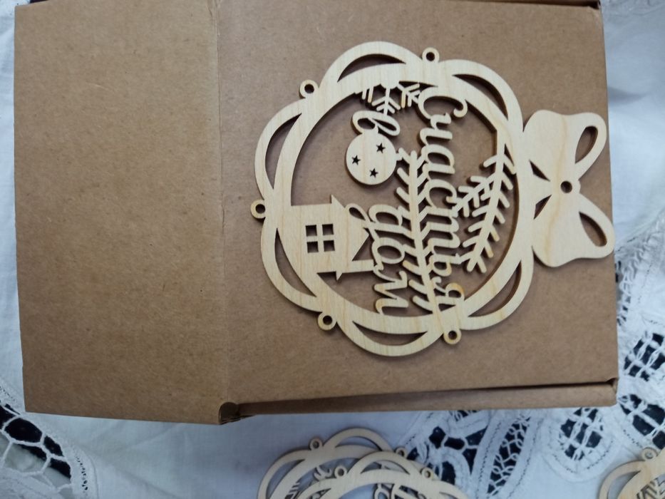 Элементы оформления, украшения новогодних праздников