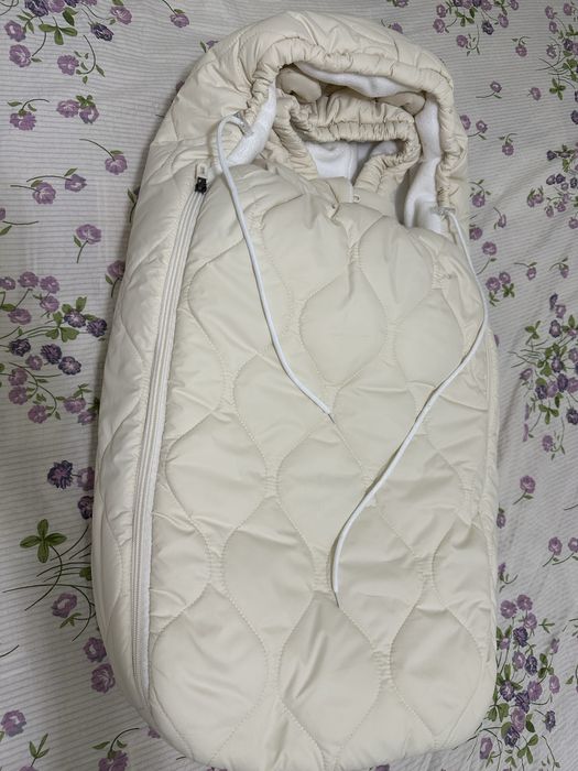 Продам конверт и костюм