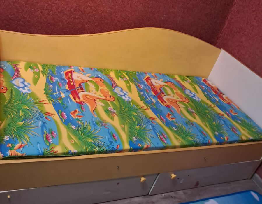 Детская кровать.