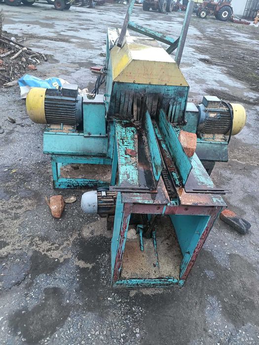 Окрайчваща машина