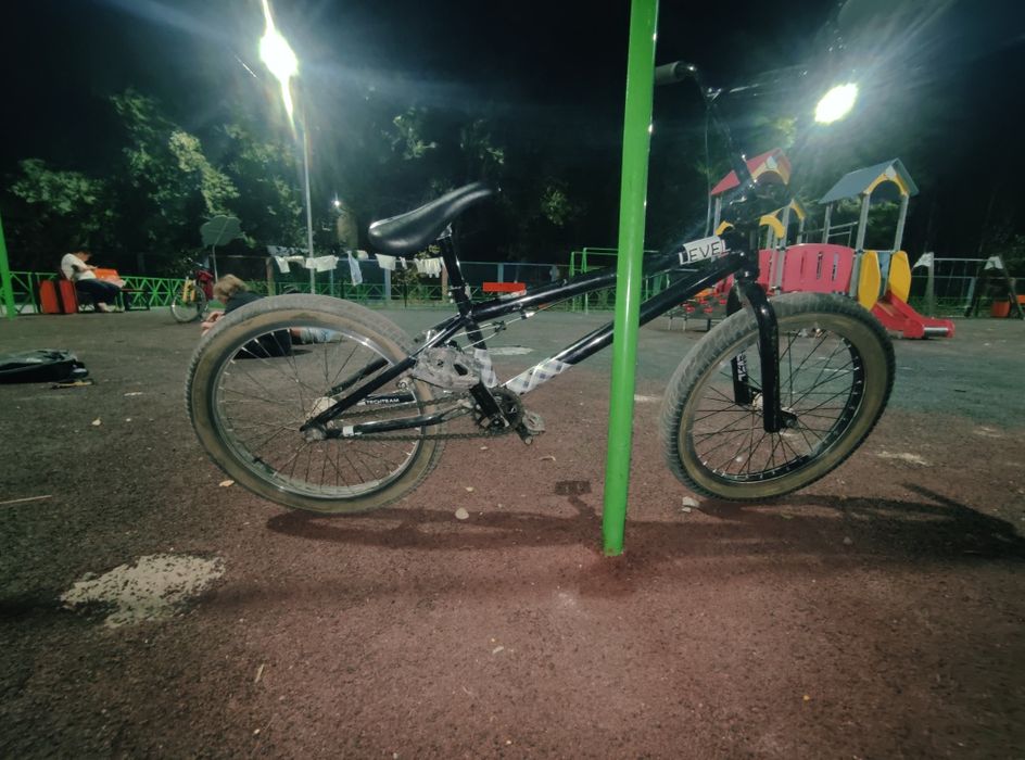 Продаю Велосипед BMX Модель: LEVEL TECH TEAM