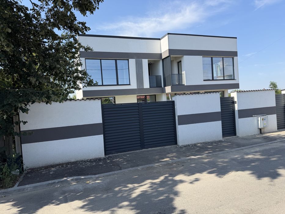 PROPRIETAR - Casa noua, moderna , Aleea 1 Parangului !