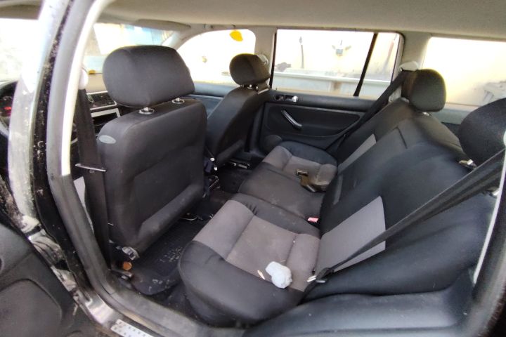 Contact cu cheie Volkswagen VW Golf 2002 1.9 TDI MT (101 hp)