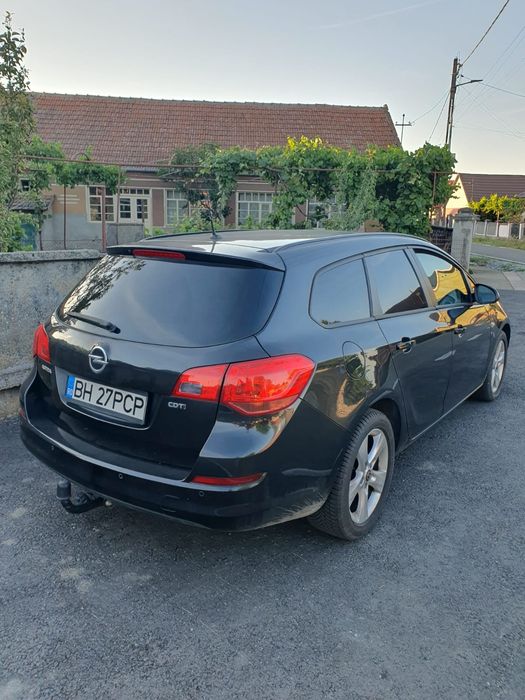 Opel astra j, mașină personală
