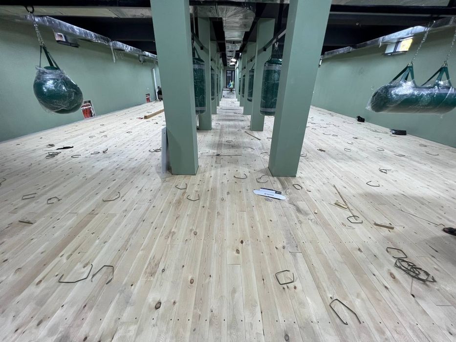 Ангрен шахри Янгиободда 55 уринли тайёр мехмонхона сотилади