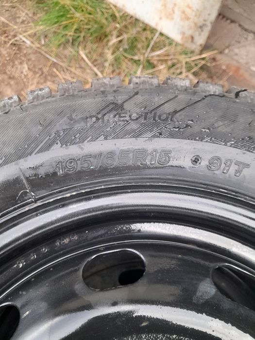 Продам Шины с дисками