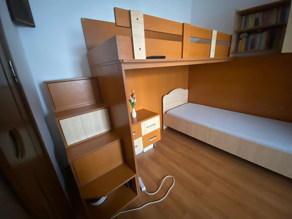 Mobila etajata dormitor