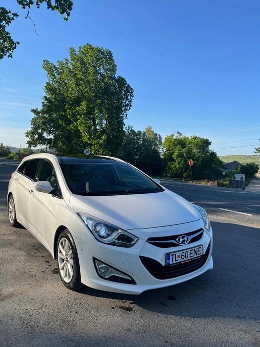 HYUNDAI i40 2013 — imagine 2