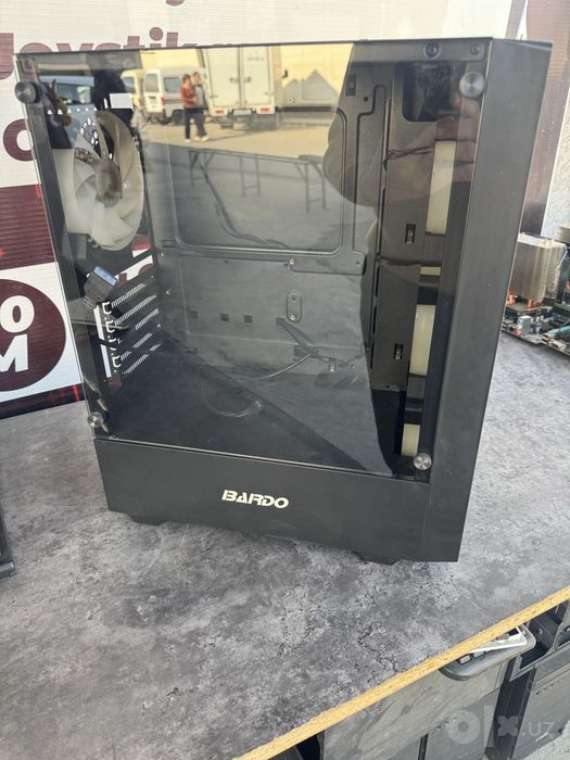 Keys rgb 4 fan oynalik holati zor 6 dona bor