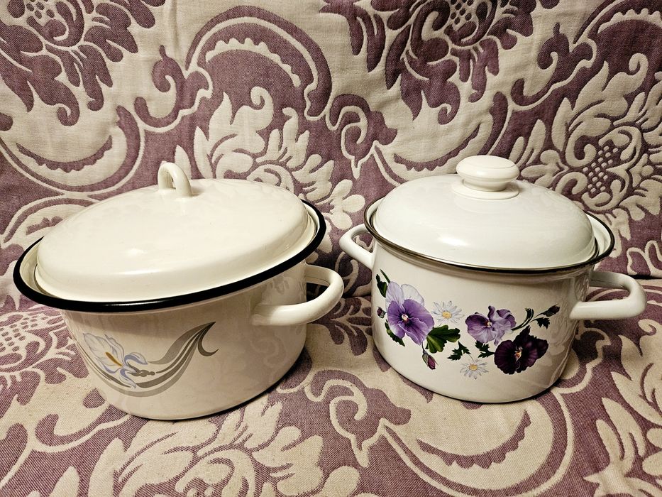 Кастрюли с крышкой 3 лира