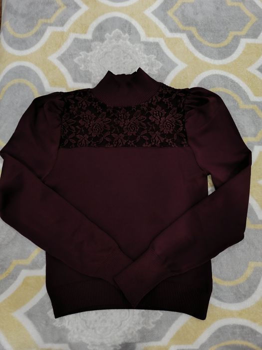 Отдам кофточку размер 42- 44