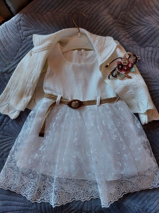 Продам платье на девочку