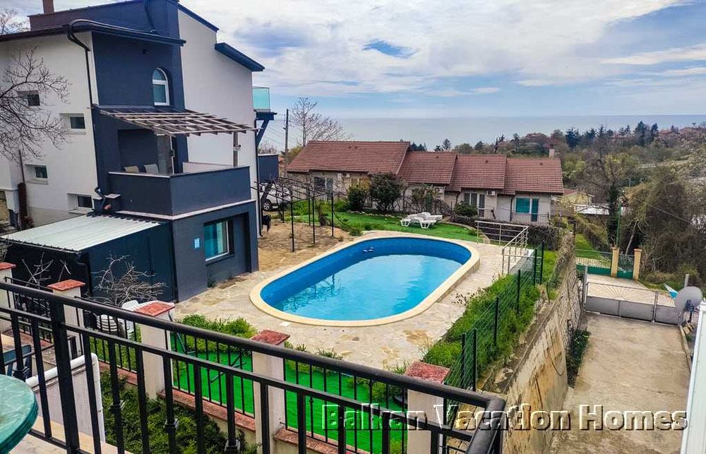 Продава се Двустаен апартамент в Балчик - 64 кв.м за 1013 €/кв.м - Снимка #9