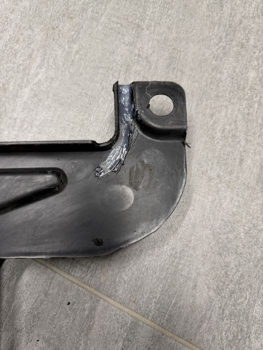 Scut volvo xc 60 31353843