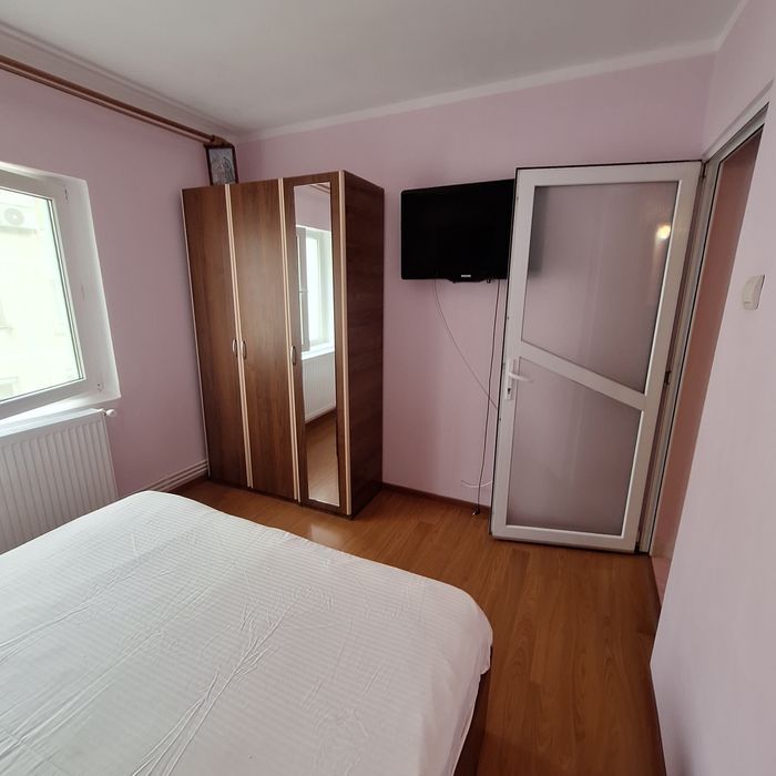 Oportunitate! Apartament 2 camere + Boxă | Str. Lalelelor, Bl. 2