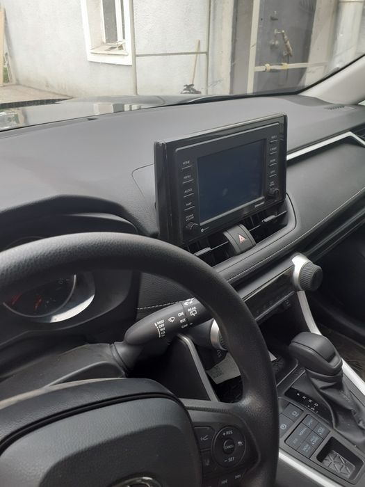 Продам Тойота Рав4 2021гв