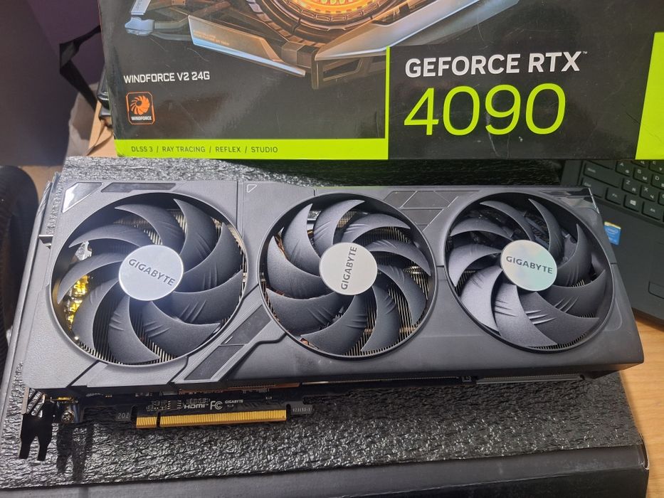 Продам Видеокарту GeForce