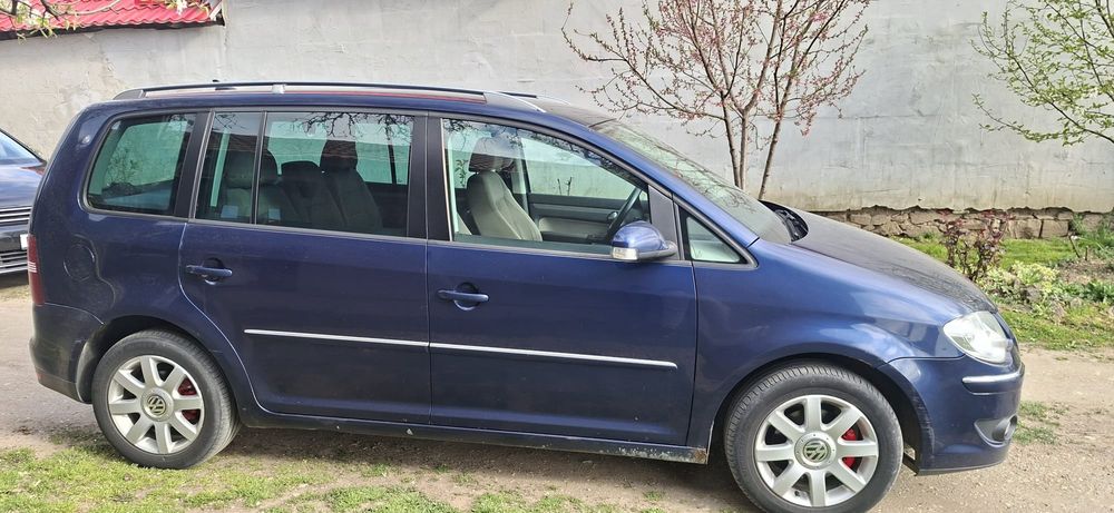 VOLKSWAGEN Touran 2007 — imagine 5