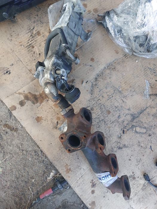 Изпускателен колектор Е90 е87 320д 120д n47 бмв  bmw 177кс