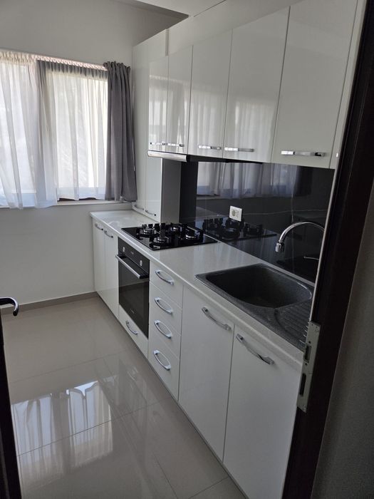 Garsonieră cu 2 camere și baie