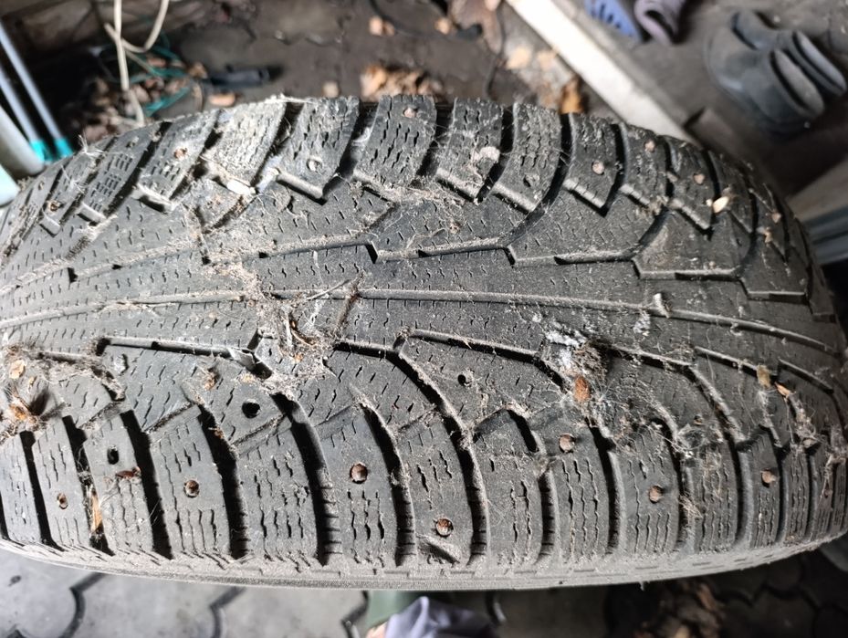 Одна шина 265/70/16