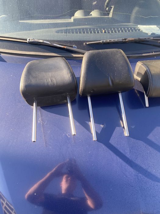 Tetiere din piele Passat CC 4 locuri