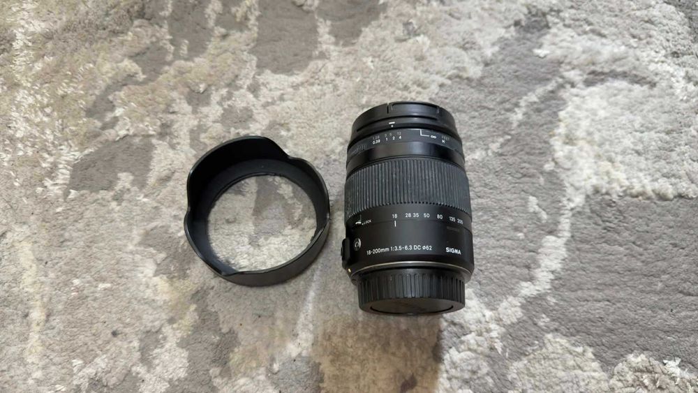 Obiectiv Canon Sigma 18-200mm f/3.5-6.3 DC OS HSM Contemporary
