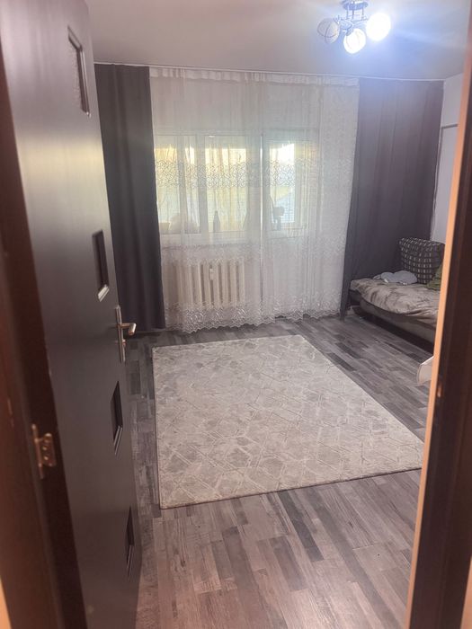 Vanzare apartament 2 camere