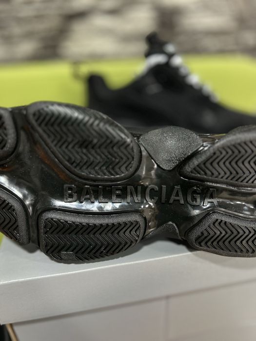 Balenciaga triple S