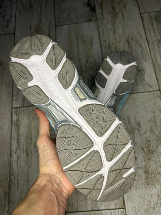 Asics gel NYC light blue