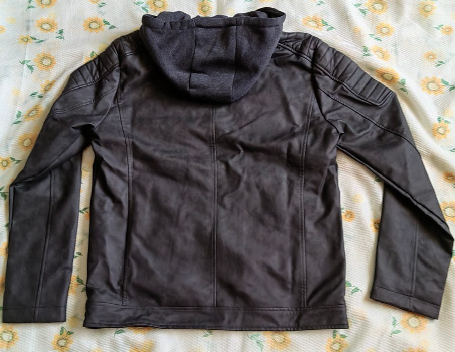 Jachetă DeFacto+CADOU!