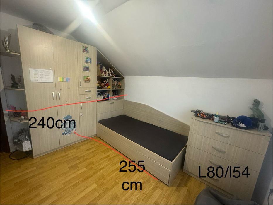 Mobilă cameră tineret completă – dulap, pat cu depozitare, comodă și birou – stare bună