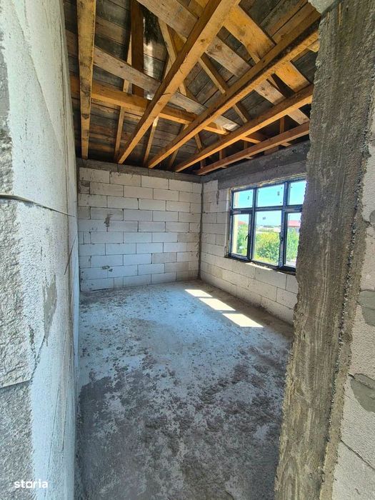 Vilă P+1 cu 4 Camere | Lumina