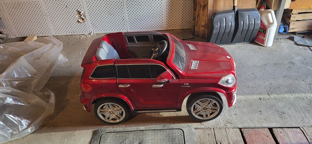 Детский электромобиль